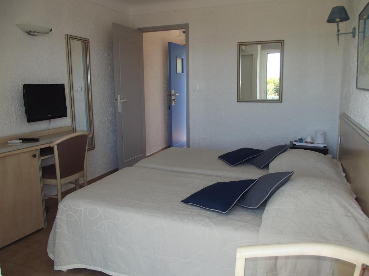 Hotel La Quietude Les Issambres Bagian luar foto