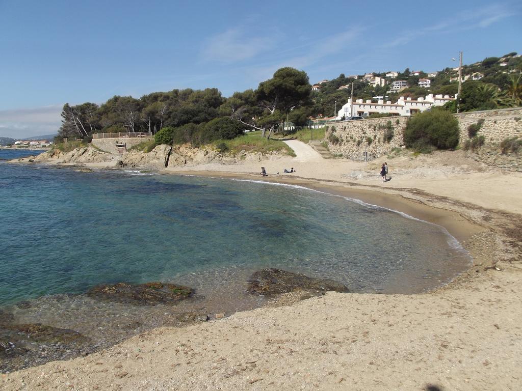 Hotel La Quietude Les Issambres Bagian luar foto
