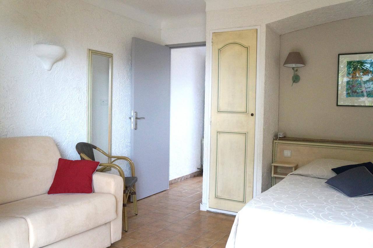 Hotel La Quietude Les Issambres Bagian luar foto