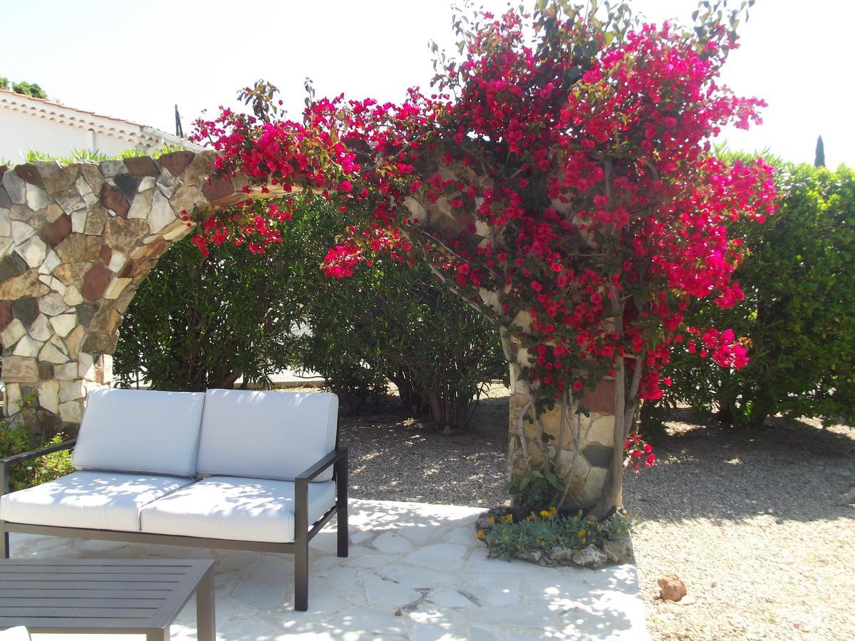 Hotel La Quietude Les Issambres Bagian luar foto